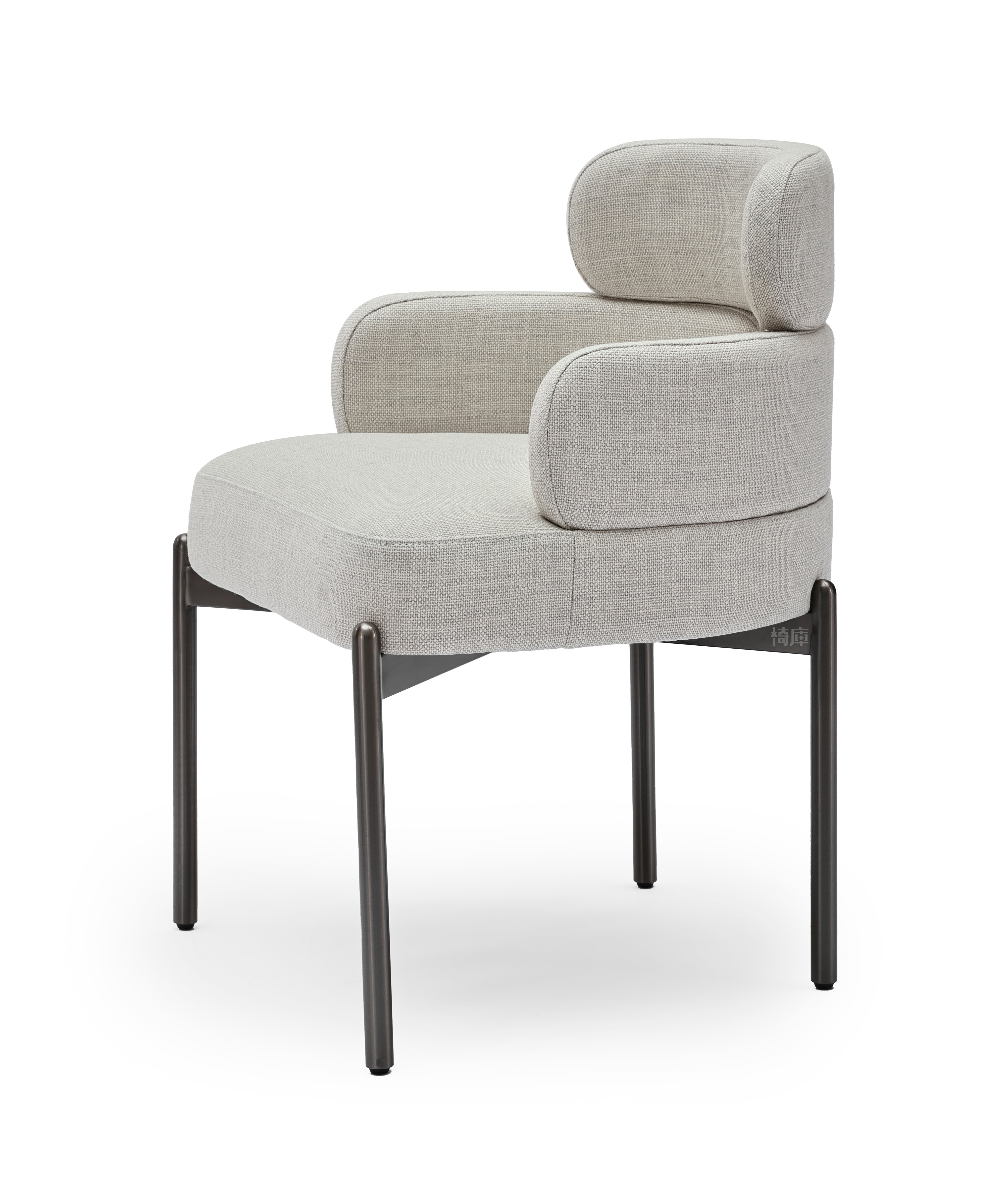 Modern Velvet Accent Chair – Curved Cylindrical Backrest & Slim Black Legs – Mid-Century Inspired Lounge Seating for Living Room & Office