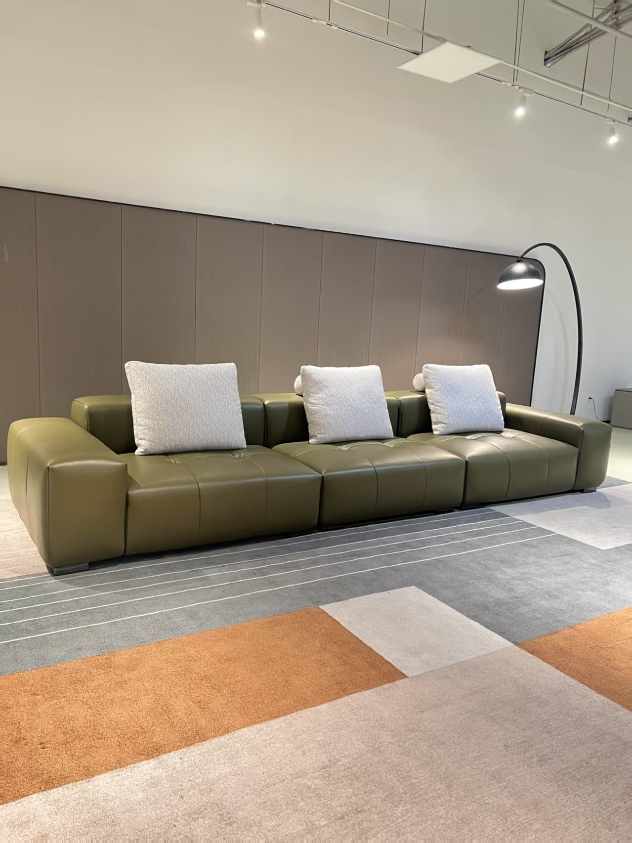 Italian minimalist designer sofa-6