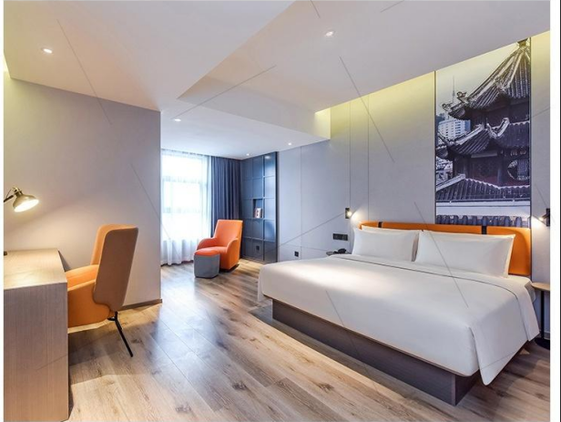 Ember-hotel guestroom furniture plan 1