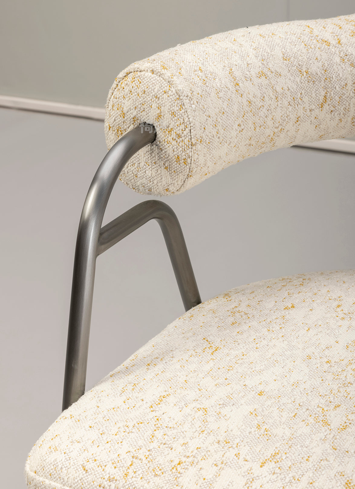 Modern Minimalist Metal Fabric Armchair