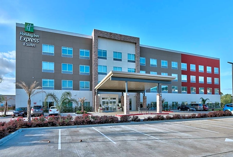 From Our Factory to Houston: A Look Behind the Holiday Inn Express & Suites Project