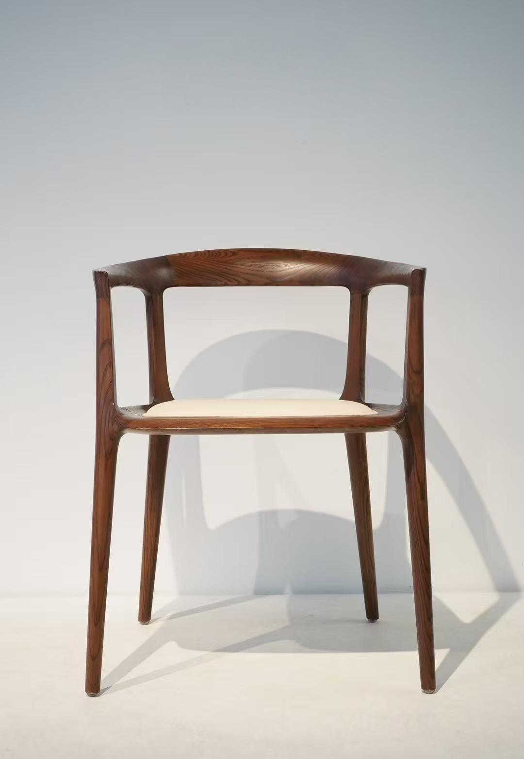 FluidArc Modern Lounge Chair: Harmony of Sculptural Wood & Cloud-Soft