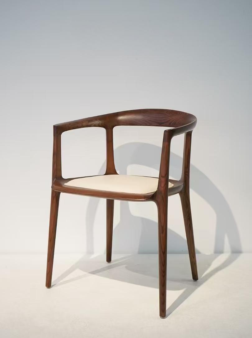 FluidArc Modern Lounge Chair: Harmony of Sculptural Wood & Cloud-Soft