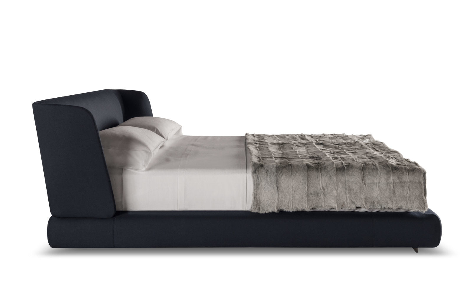 "AUX CARTE" Modern Wingback Bed