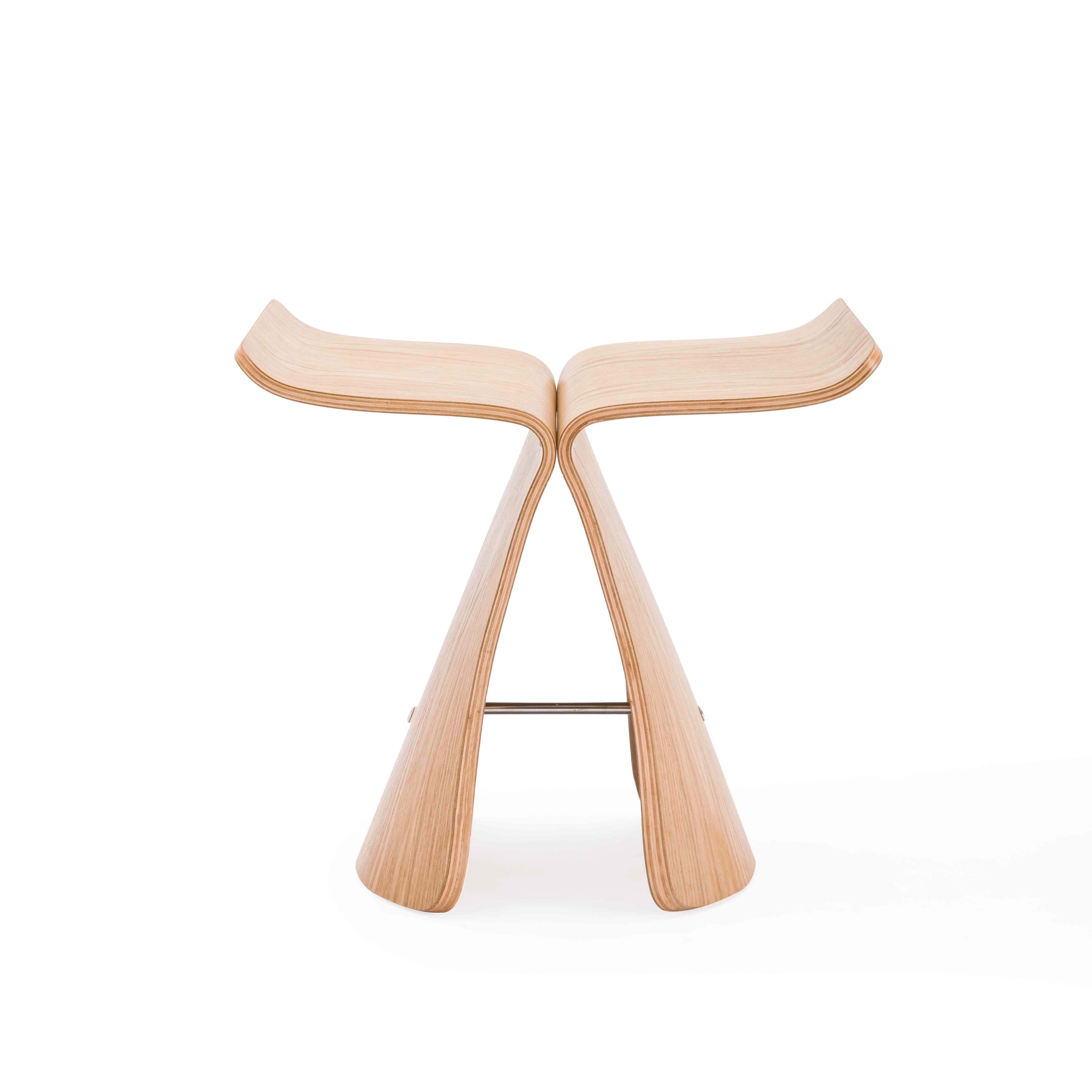 Modern Wooden Saddle Stool - Unique Curved Design with Metal Bar